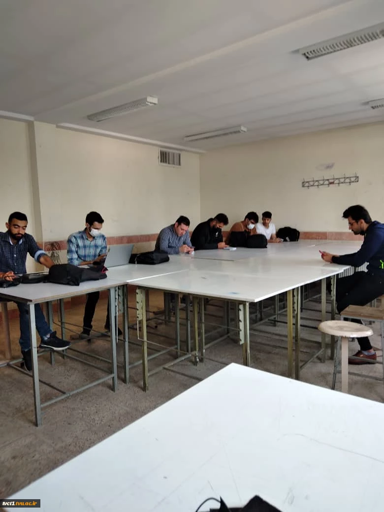 بازگشایی و تدریس حضوری کلاس های عملی و نظری - عملی در دانشکده فنی انقلاب اسلامی در نیمسال دوم سال تحصیلی 1401-یکشنبه 21فروردین ماه 58