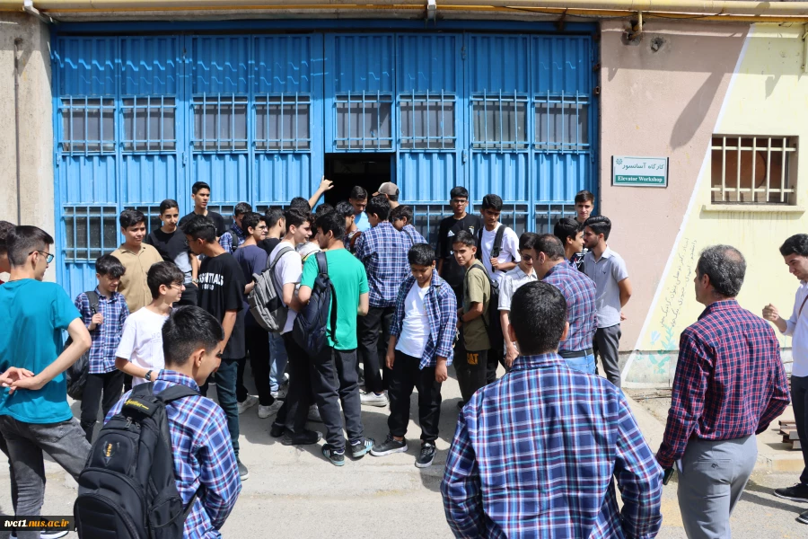 بازدید دانش‌آموزان مدارس پاسدار اسلام ۲ و شهید نورایی از دانشکده ملی مهارت انقلاب اسلامی 7