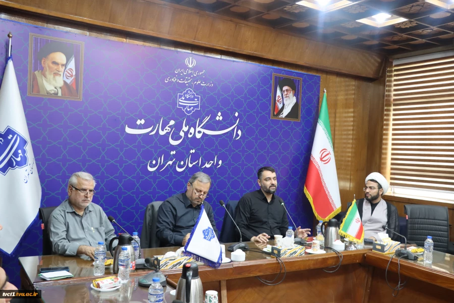 برگزاری کارگاه "تبیین رویایی جبهه حق و باطل در جنگ ایران و رژیم صهیونیستی " در دانشکده فنی انقلاب اسلامی تهران 4