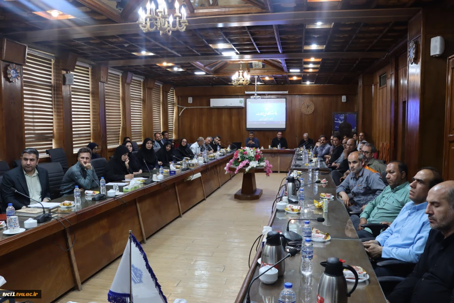 برگزاری کارگاه "تبیین رویایی جبهه حق و باطل در جنگ ایران و رژیم صهیونیستی " در دانشکده فنی انقلاب اسلامی تهران 8