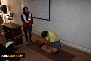 برگزاری کارگاه آموزشی ضمن خدمت توانمندسازی کارکنان دانشکده فنی انقلاب اسلامی با عنوان "کمک‌های اولیه پایه با همکاری جمعیت هلال احمر کشور 3