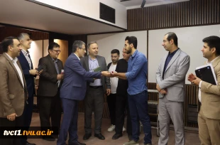 در آستانه آغاز سال تحصیلی جدید و همزمان با فرارسیدن هفته دفاع مقدس صورت پذیرفت؛

بازدید معاون آموزشی دانشگاه ملی مهارت از کارگاه‌های آموزشی دانشکده فنی انقلاب اسلامی و برگزاری مراسم گرامیداشت هفته دفاع مقدس و آیین گلاب شویی در جوار مقبره مطهر شهدای گمنا