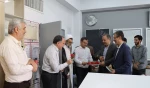 در آستانه آغاز سال تحصیلی جدید و همزمان با فرارسیدن هفته دفاع مقدس صورت پذیرفت؛

بازدید معاون آموزشی دانشگاه ملی مهارت از کارگاه‌های آموزشی دانشکده فنی انقلاب اسلامی و برگزاری مراسم گرامیداشت هفته دفاع مقدس و آیین گلاب شویی در جوار مقبره مطهر شهدای گمنا