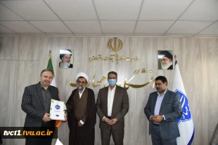 تقدیر از رییس دانشگاه ملی مهارت استان تهران به پاس حمایت از برپایی غرفه آثار هنری و نمایشگاه عکس دانشجویی فیروزه 2