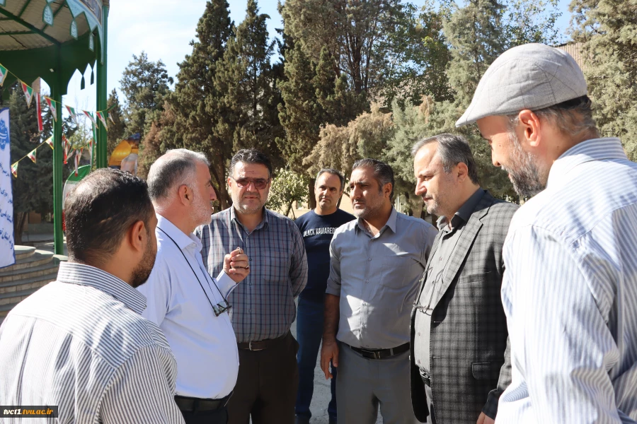 با حضور رییس دانشگاه ملی مهارت استان تهران؛
مدیر فنی و عمرانی شهرداری منطقه ۱۸ از دانشکده فنی انقلاب اسلامی بازدید کرد. 2