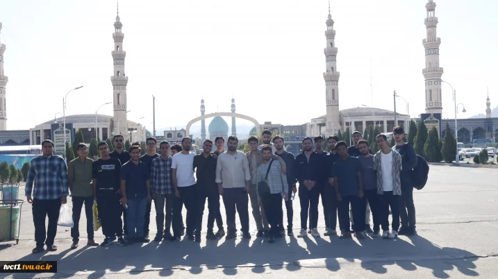 حضور جمعی از نودانشجویان دانشکده انقلاب اسلامی در آیین ملی «مهمان مهر»