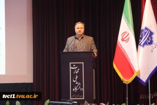 به منظور آشنایی دانشجویان نوورود با ساختار آموزشی، ظرفیت‌های علمی، برنامه‌های مهارتی و مسیرهای آینده شغلی؛

 سمینار توجیهی دانشجویان نوورود رشته عمران، در دانشکده فنی انقلاب اسلامی تهران برگزار شد. 4