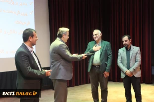 به منظور آشنایی دانشجویان نوورود با ساختار آموزشی، ظرفیت‌های علمی، برنامه‌های مهارتی و مسیرهای آینده شغلی؛

 سمینار توجیهی دانشجویان نوورود رشته عمران، در دانشکده فنی انقلاب اسلامی تهران برگزار شد. 6