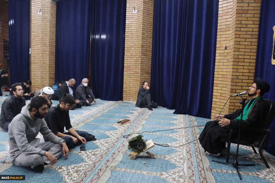 برگزاری مراسم سوگواری شهادت حضرت زهرا (س) در دانشکده فنی انقلاب اسلامی 2