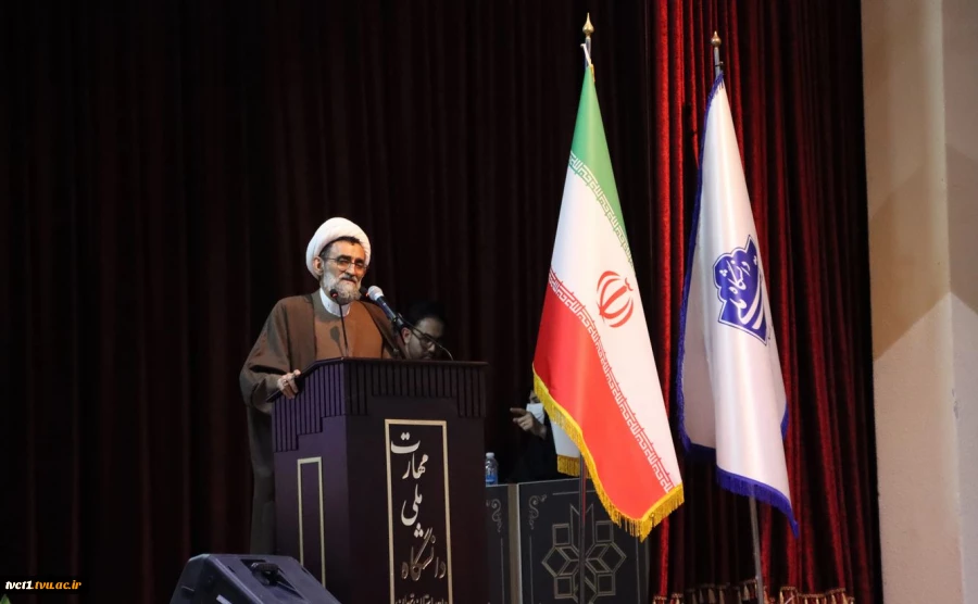 همزمان با فرارسیدن شانزدهم آذرماه؛
آئین گرامیداشت روز دانشجو با حضور معاون اداری، مالی و مدیریت منابع و مسئول نهاد نمایندگی مقام معظم رهبری(مدظله العالی) در دانشگاه ملی مهارت در دانشکده فنی انقلاب اسلامی تهران برگزار شد. 3