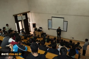 به مناسبت فرارسیدن هفته پژوهش؛

سمینار آموزشی و پژوهشی گروه مهندسی آسانسور با عنوان بررسی قابلیت های آسانسورهای نوین هیدرولیک در قیاس با آسانسورهای کششی برگزار شد 4