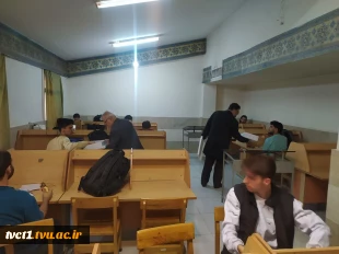 در آخرین شب پاییز؛

مراسم شب یلدا در خوابگاه دانشجویی دانشکده انقلاب اسلامی تهران برگزار شد 2