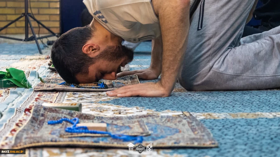 مراسم معنوی اعتکاف دانشجویی با حضور دانشجویان دانشکده فنی انقلاب اسلامی 10