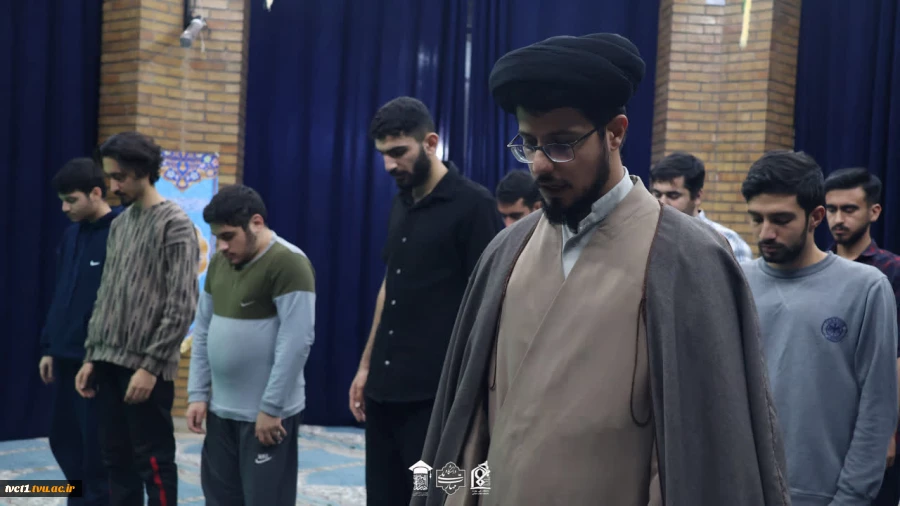 مراسم معنوی اعتکاف دانشجویی با حضور دانشجویان دانشکده فنی انقلاب اسلامی 11
