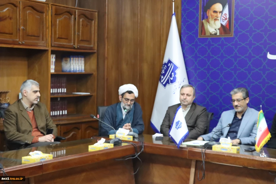 با حضور معاون آموزشی، معاون فرهنگی و دانشجویی و مسئول نهاد مقام معظم رهبری(مدظله) در دانشگاه ملی مهارت کشور؛

 مراسم تکریم و معارفه سرپرست دانشگاه ملی مهارت واحد استانی تهران و دانشکده فنی انقلاب اسلامی برگزار شد 2