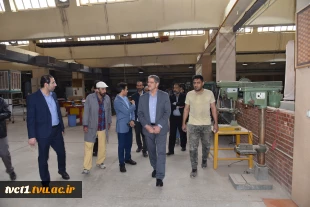 بازدید رئیس دانشگاه ملی مهارت از فعالیت‌های گروه جهادی دانشکده انقلاب اسلامی 5