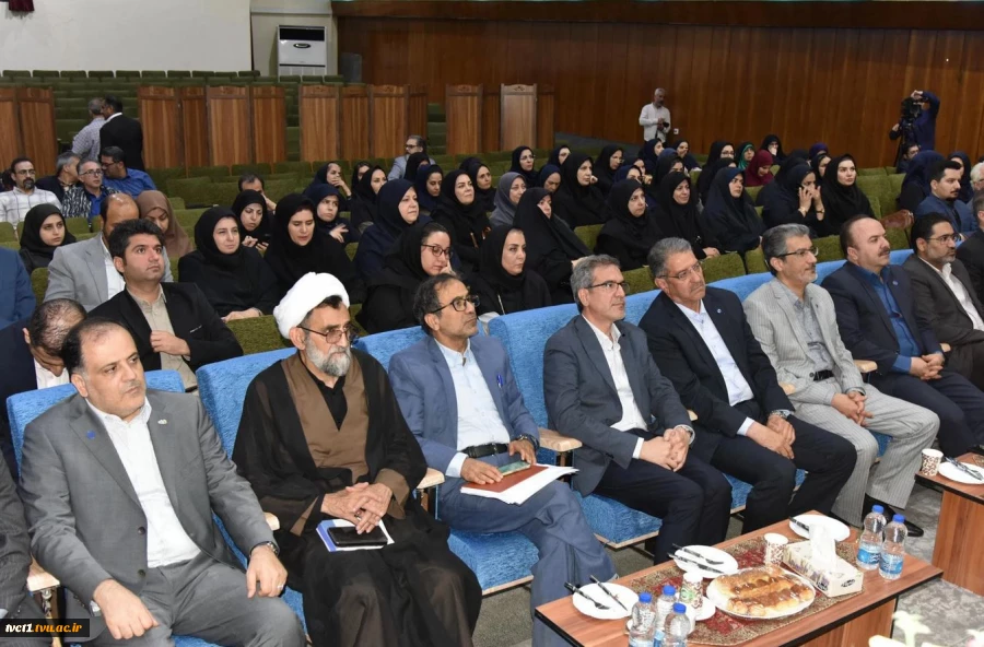 رئیس دانشگاه ملی مهارت در جشنواره سرآمدی آموزش استان تهران:

دانشگاه ملی مهارت می تواند معمار دانشگاه‌های مهارتی کشور باشد و اصولی مثل تعیین استاندارد، تربیت مربی و تضمین کیفیت را راهبری نماید/ استاد سرآمد کسی است که دانش را به مهارت تبدیل کند. 6