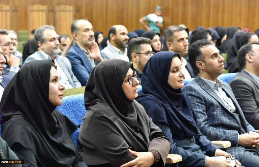 رئیس دانشگاه ملی مهارت در جشنواره سرآمدی آموزش استان تهران:

دانشگاه ملی مهارت می تواند معمار دانشگاه‌های مهارتی کشور باشد و اصولی مثل تعیین استاندارد، تربیت مربی و تضمین کیفیت را راهبری نماید/ استاد سرآمد کسی است که دانش را به مهارت تبدیل کند. 10