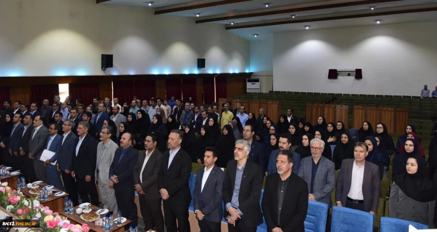 رئیس دانشگاه ملی مهارت در جشنواره سرآمدی آموزش استان تهران:

دانشگاه ملی مهارت می تواند معمار دانشگاه‌های مهارتی کشور باشد و اصولی مثل تعیین استاندارد، تربیت مربی و تضمین کیفیت را راهبری نماید/ استاد سرآمد کسی است که دانش را به مهارت تبدیل کند. 12