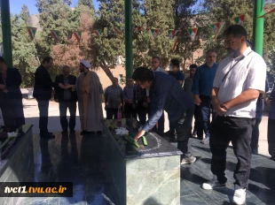 برگزاری مراسم گرامیداشت سالروز حماسه سوم خردادماه، فتح الفتوح آزادسازی خرمشهر و آیین گلاب شویی در جوار مقبره مطهر شهدای گمنام دانشکده فنی انقلاب اسلامی 8
