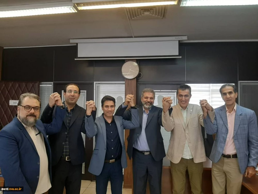 طی مراسمی با حضور سرپرست دانشگاه ملی مهارت واحد استانی تهران و رییس هیأت مدیره سندیکای آسانسور و پلکان برقی؛

 از اساتید برتر رشته آسانسور و پلکان برقی شاغل در دانشکده ملی مهارت انقلاب اسلامی تجلیل شد 2