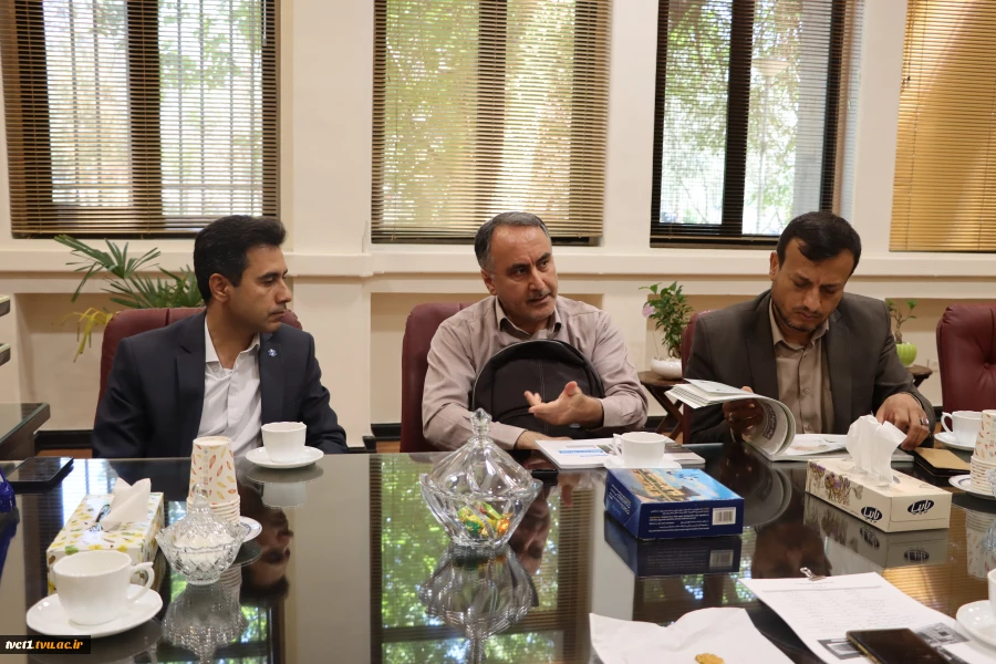 با حضور سرپرست دانشگاه ملی مهارت واحد استانی تهران؛

 اولین جلسه نمایندگان خیرین دانشکده‌های استان تهران برگزار شد 3
