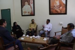 برگزاری جلسه مشترک معاون اداری، مالی و مدیریت منابع دانشگاه ملی مهارت واحد استانی تهران با معاون فرهنگی شهرداری ناحیه 1 منطقه 18 تهران 3