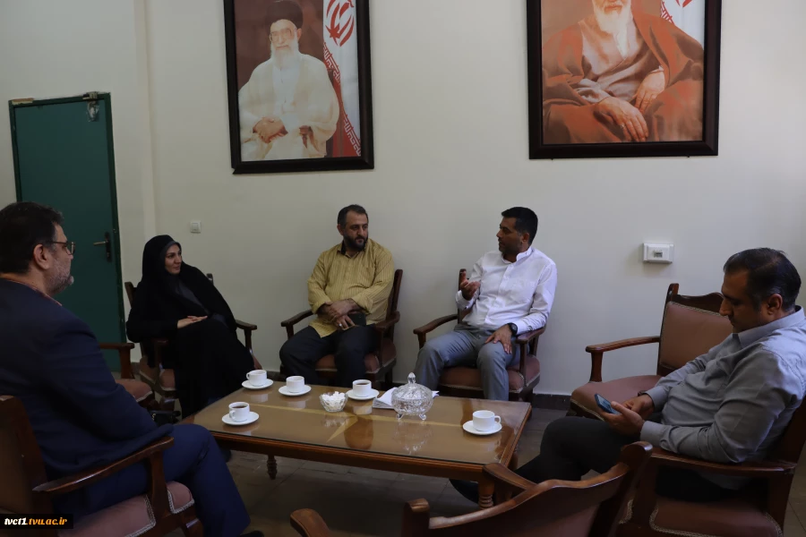 برگزاری جلسه مشترک معاون اداری، مالی و مدیریت منابع دانشگاه ملی مهارت واحد استانی تهران با معاون فرهنگی شهرداری ناحیه 1 منطقه 18 تهران 3