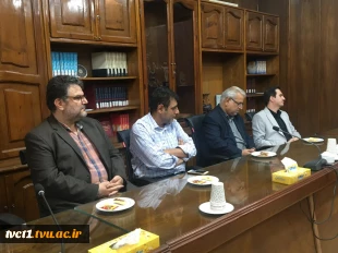 با حضور دکتر سیدجلال هاشمی، سرپرست دانشگاه ملی مهارت واحد استانی تهران؛

آیین تکریم و معارفه معاون آموزشی دانشکده شماره یک پسران تهران(انقلاب اسلامی) برگزار شد 2
