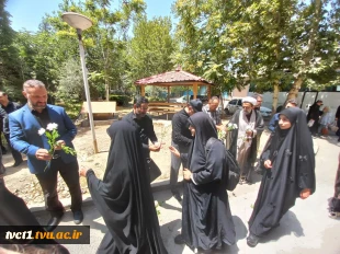 همزمان با برگزاری مراسم وداع و تشییع آقای شهید شهید ایران؛

استقبال هیئت رئیسه دانشگاه ملی مهارت از کاروان زیارتی استان زنجان در دانشکده انقلاب اسلامی تهران 3