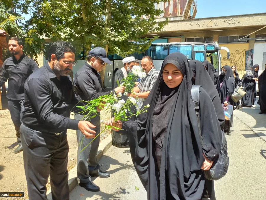 همزمان با برگزاری مراسم وداع و تشییع آقای شهید شهید ایران؛

استقبال هیئت رئیسه دانشگاه ملی مهارت از کاروان زیارتی استان زنجان در دانشکده انقلاب اسلامی تهران 7