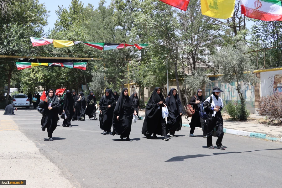 همزمان با برگزاری مراسم وداع و تشییع آقای شهید شهید ایران؛

استقبال هیئت رئیسه دانشگاه ملی مهارت از کاروان زیارتی استان زنجان در دانشکده انقلاب اسلامی تهران 9