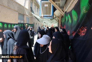همزمان با برگزاری مراسم وداع و تشییع آقای شهید شهید ایران؛

استقبال هیئت رئیسه دانشگاه ملی مهارت از کاروان زیارتی استان زنجان در دانشکده انقلاب اسلامی تهران 11
