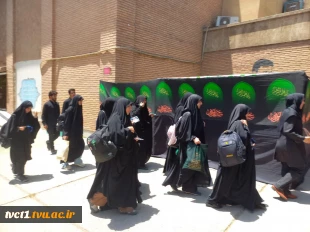 همزمان با برگزاری مراسم وداع و تشییع آقای شهید شهید ایران؛

استقبال هیئت رئیسه دانشگاه ملی مهارت از کاروان زیارتی استان زنجان در دانشکده انقلاب اسلامی تهران 15
