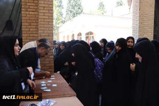 همزمان با برگزاری مراسم وداع و تشییع آقای شهید شهید ایران؛

استقبال هیئت رئیسه دانشگاه ملی مهارت از کاروان زیارتی استان زنجان در دانشکده انقلاب اسلامی تهران 20