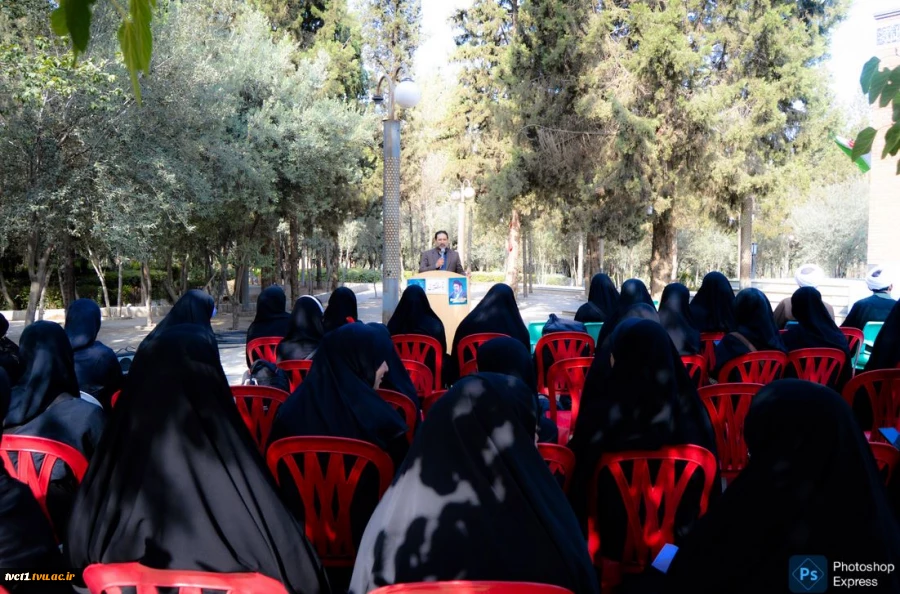 آیین بدرقه کاروان‌های دانشجویی دانشگاه ملی مهارت استان تهران به مقصد پیاده‌روی اربعین حسینی با حضور مسئولان دانشگاه 4