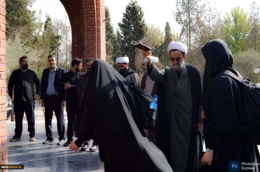 آیین بدرقه کاروان‌های دانشجویی دانشگاه ملی مهارت استان تهران به مقصد پیاده‌روی اربعین حسینی با حضور مسئولان دانشگاه 5