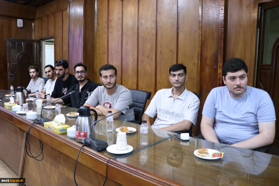 تقدیر از دانشجویان رشته مهندسی معماری دانشکده انقلاب اسلامی به منظور مشارکت در طرح بازسازی مدارس مناطق آسیب‌دیده در دوران جنگ رمضان 11