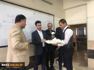 در آستانه آغاز سال تحصیلی جدید و همزمان با فرارسیدن هفته دفاع مقدس صورت پذیرفت؛

بازدید سرپرست دانشگاه ملی مهارت واحد استانی تهران از کارگاه‌های آموزشی دانشکده فنی انقلاب اسلامی  4