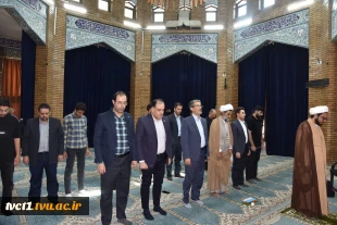 با حضور سرپرست دانشگاه ملی مهارت صورت گرفت؛

آیین اهتزاز پرچم جمهوری اسلامی ایران و طنین سرود ملی در آغاز سال تحصیلی جدید در دانشکده ملی مهارت انقلاب اسلامی تهران 21