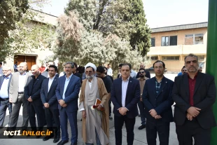 با حضور سرپرست دانشگاه ملی مهارت صورت گرفت؛

آیین اهتزاز پرچم جمهوری اسلامی ایران و طنین سرود ملی در آغاز سال تحصیلی جدید در دانشکده ملی مهارت انقلاب اسلامی تهران 19